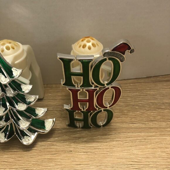 Bath & Body Works Wallflower Plug In LOT Christmas Tree Santa Hat Mittens Ho Ho - Picture 4 of 5